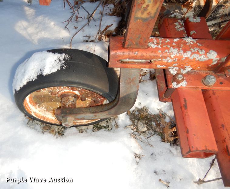 image for item EP9085 Bush Hog VT442 six row cultivator