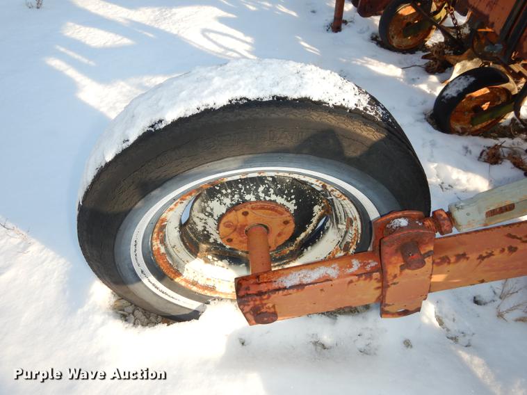 image for item EP9085 Bush Hog VT442 six row cultivator