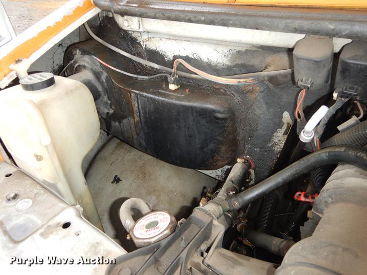 image for item J5510 1987 Chevrolet G30 school bus