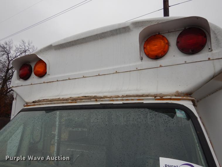 image for item J5510 1987 Chevrolet G30 school bus