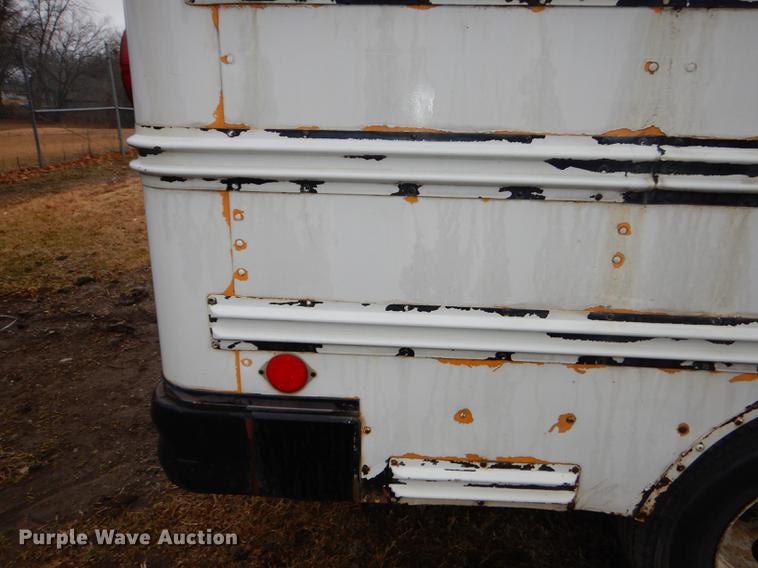 image for item J5510 1987 Chevrolet G30 school bus