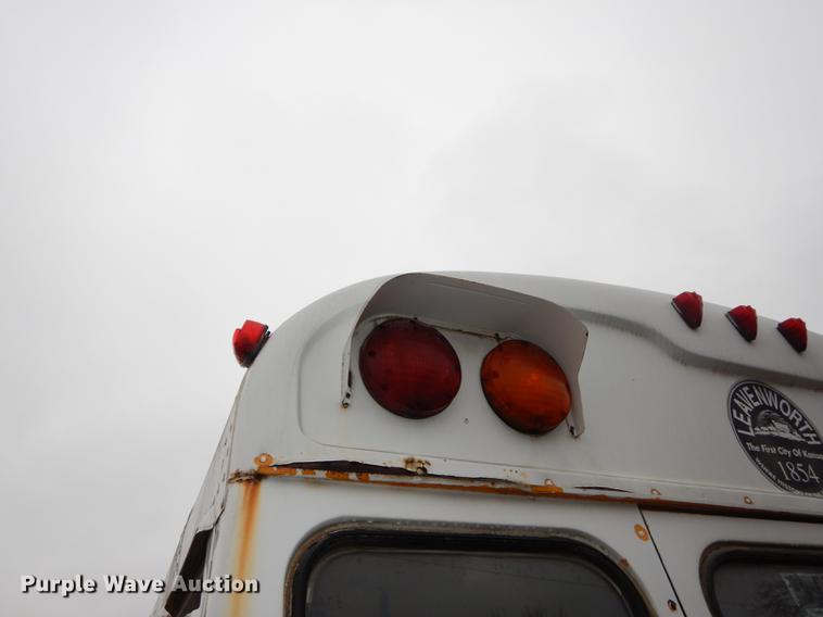 image for item J5510 1987 Chevrolet G30 school bus