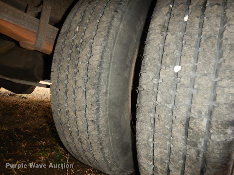 image for item J5510 1987 Chevrolet G30 school bus