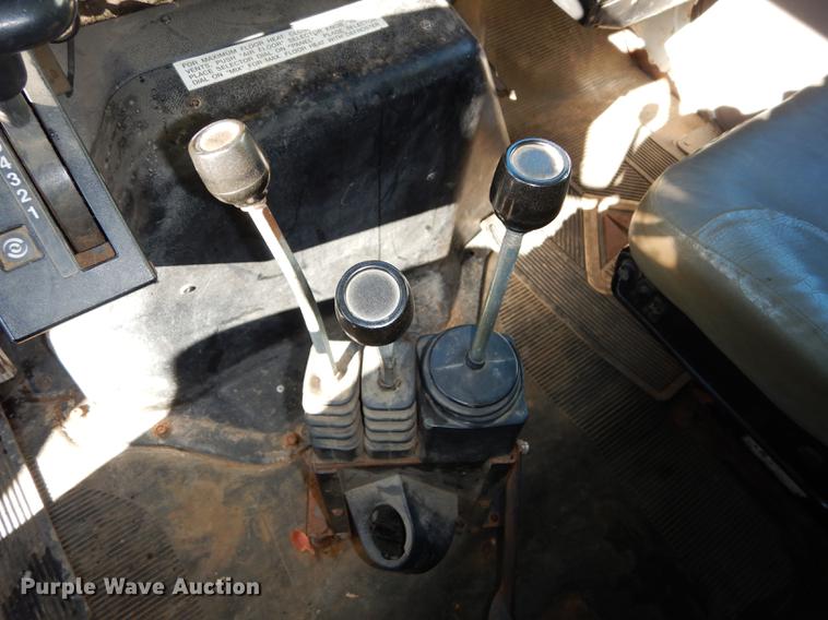 image for item J5532 2001 International 4900 dump truck