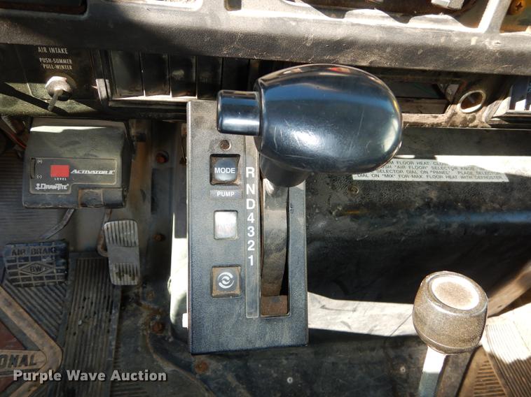 image for item J5532 2001 International 4900 dump truck