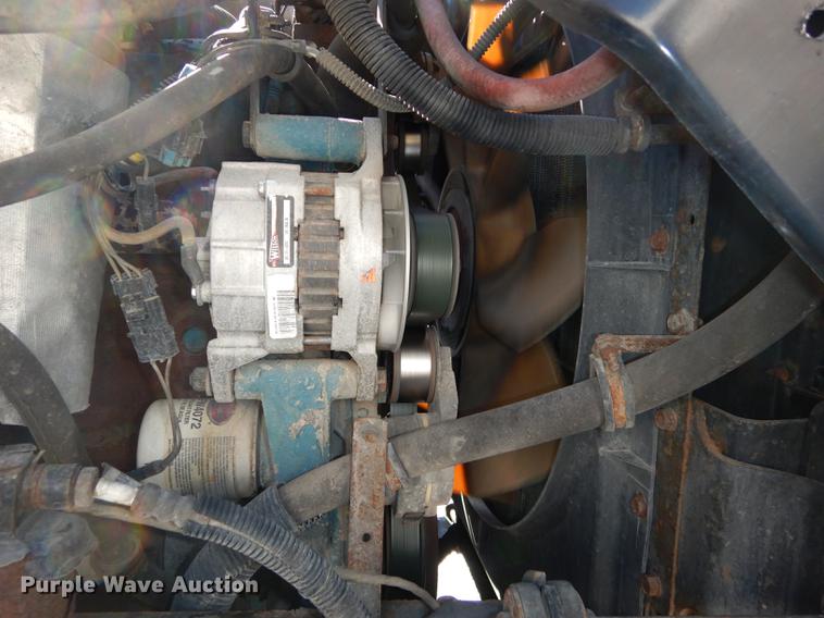 image for item J5532 2001 International 4900 dump truck