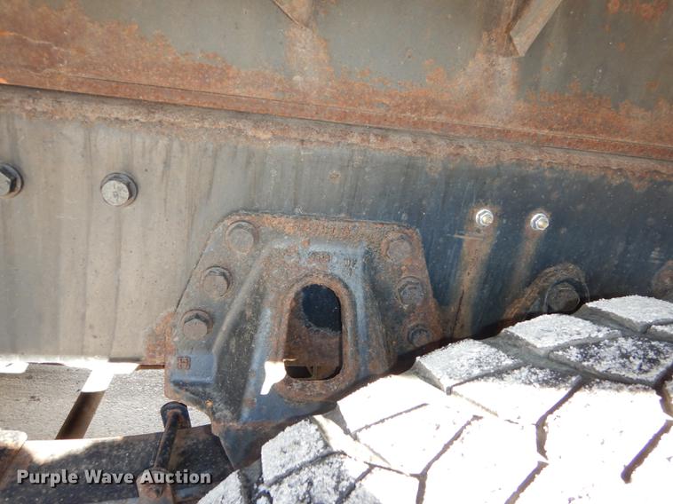 image for item J5532 2001 International 4900 dump truck