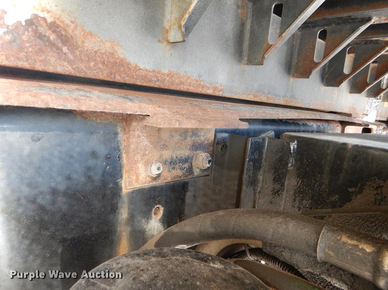 image for item J5532 2001 International 4900 dump truck