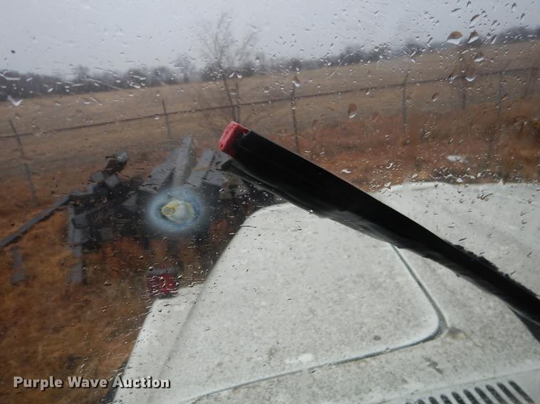 image for item J5533 1980 Ford 8000 truck cab and chassis