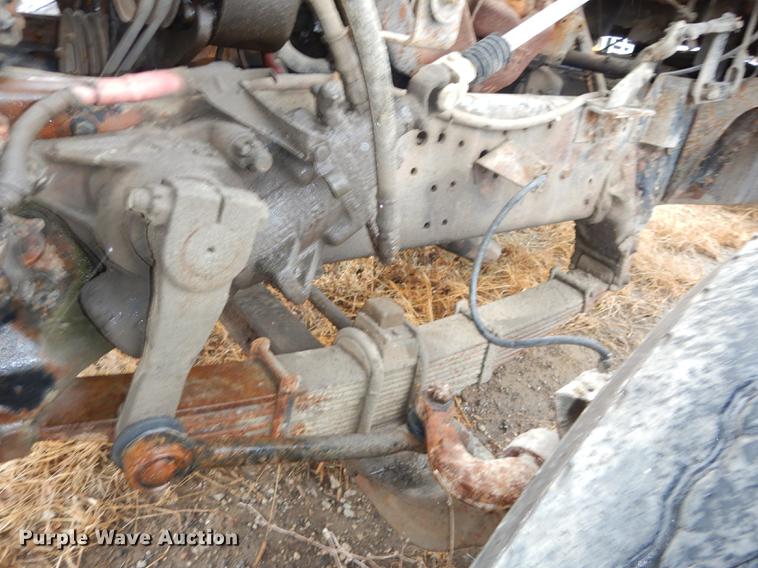 image for item J5533 1980 Ford 8000 truck cab and chassis