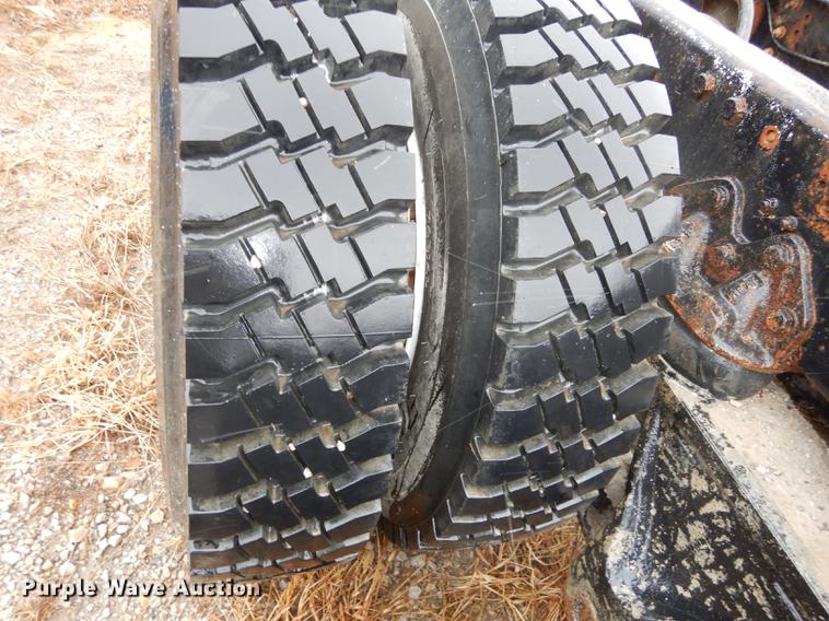 image for item J5533 1980 Ford 8000 truck cab and chassis