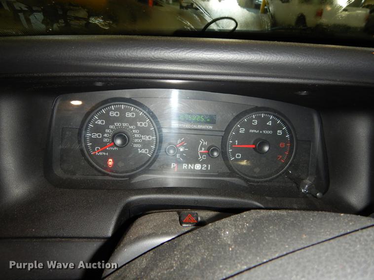 image for item J5534 2011 Ford Crown Victoria Police Interceptor