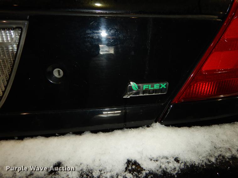 image for item J5534 2011 Ford Crown Victoria Police Interceptor