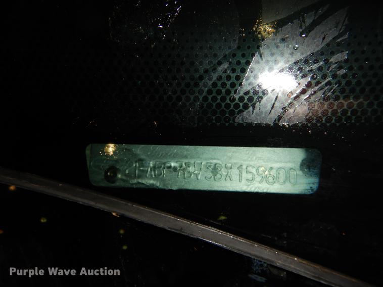 image for item J5534 2011 Ford Crown Victoria Police Interceptor