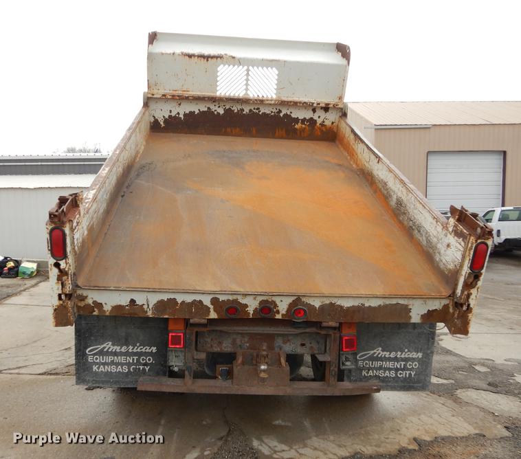 image for item J5537 2004 Chevrolet Silverado 3500 dump bed pickup truck