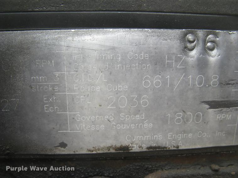 image for item L2381 1996 Freightliner FLD120 semi truck