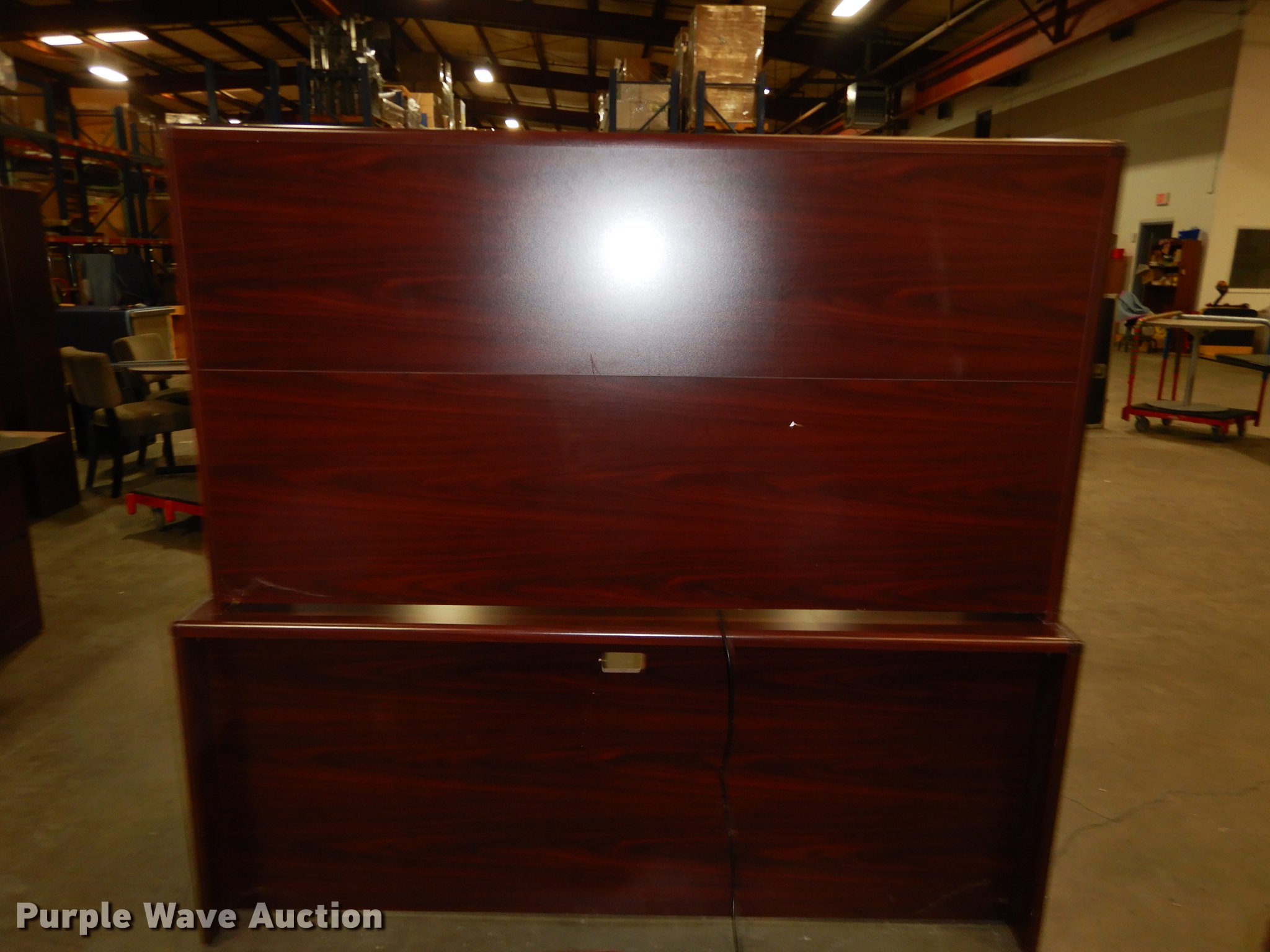 Furniture in Lawrence, KS Item EP9023 sold Purple Wave