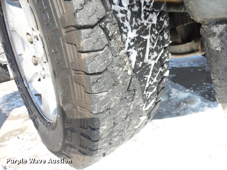 image for item AY9628 2012 Dodge Ram 1500 Crew Cab pickup truck