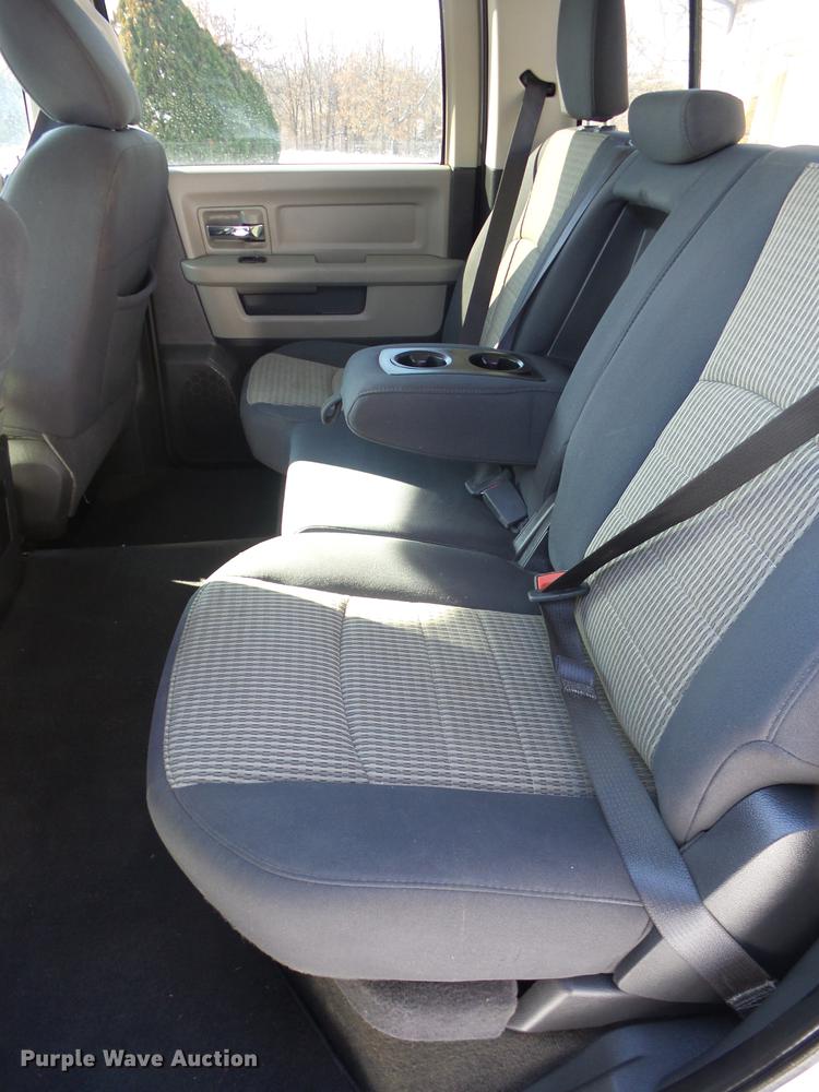 image for item AY9628 2012 Dodge Ram 1500 Crew Cab pickup truck