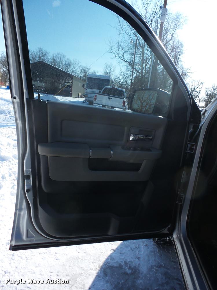 image for item AY9628 2012 Dodge Ram 1500 Crew Cab pickup truck