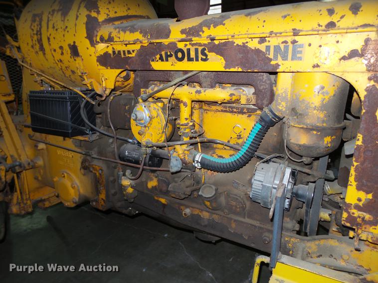 image for item BJ9958 Minneapolis Moline 283B tractor