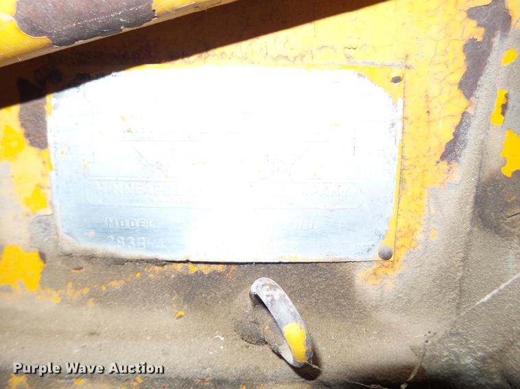image for item BJ9958 Minneapolis Moline 283B tractor