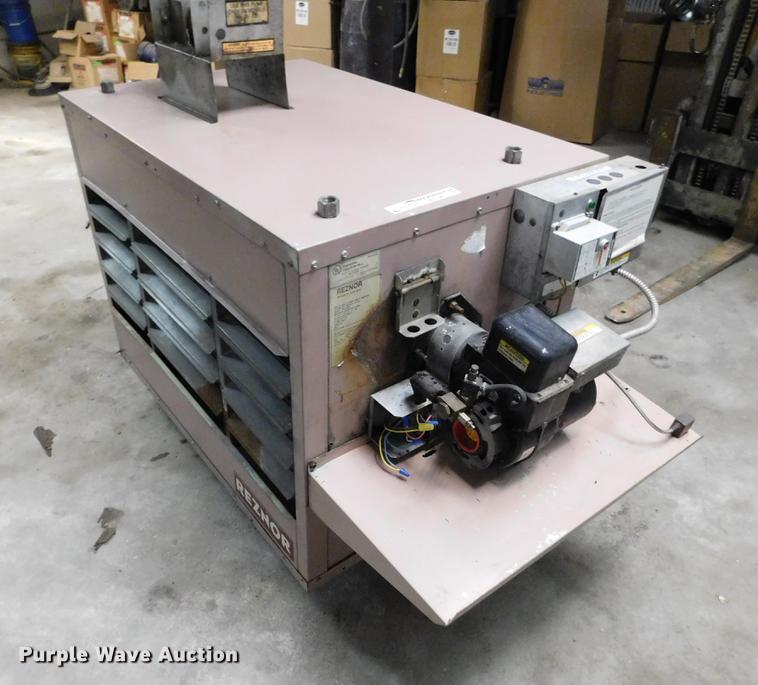 Reznor RA235 used oil furnace in Dodge City, KS Item BU9613 sold