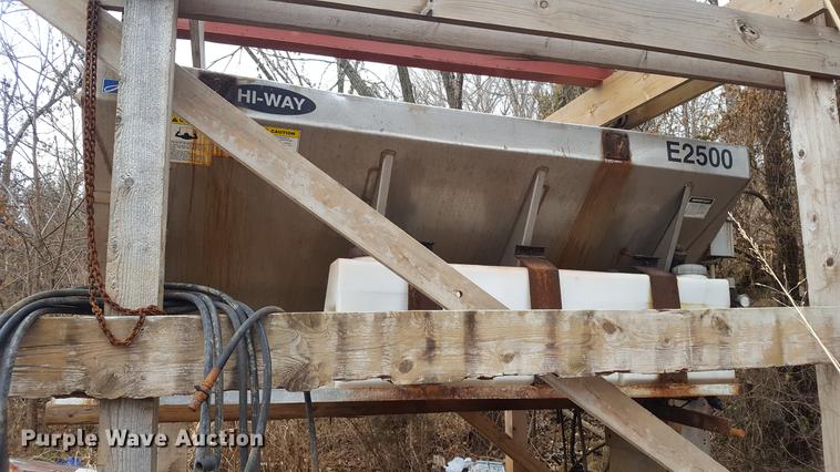 image for item DA6577 Hi-way E2500 stainless steel spreader