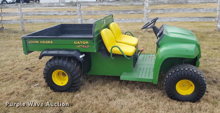 image for item DA6584 John Deere Gator UTV