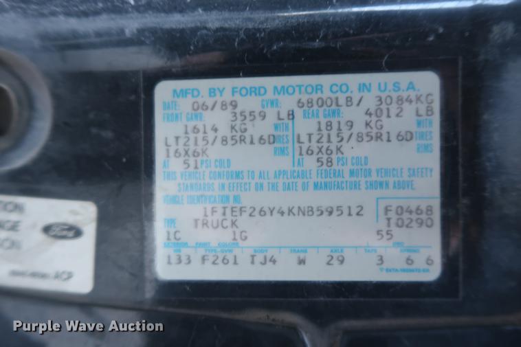 image for item DA8520 1989 Ford F250 XLT pickup truck