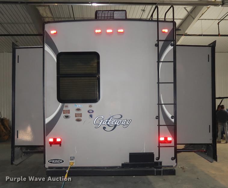 image for item DA8587 2014 Heartland 3650BH Gateway camper