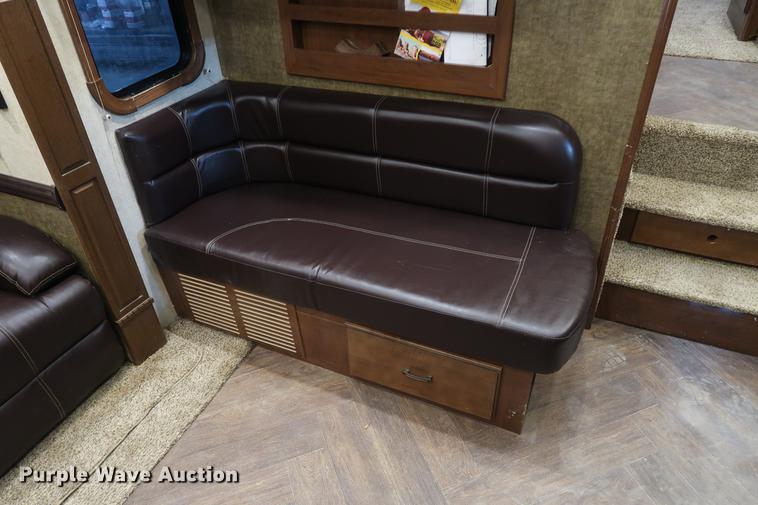 image for item DA8587 2014 Heartland 3650BH Gateway camper