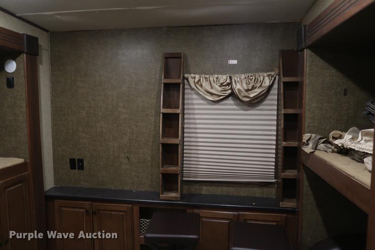 image for item DA8587 2014 Heartland 3650BH Gateway camper