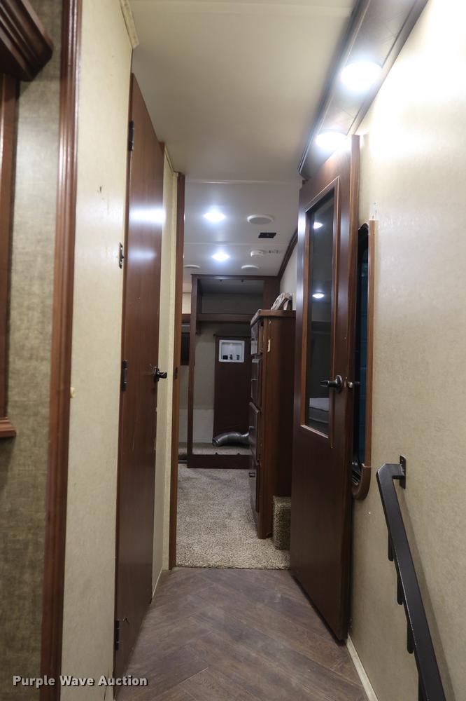 image for item DA8587 2014 Heartland 3650BH Gateway camper