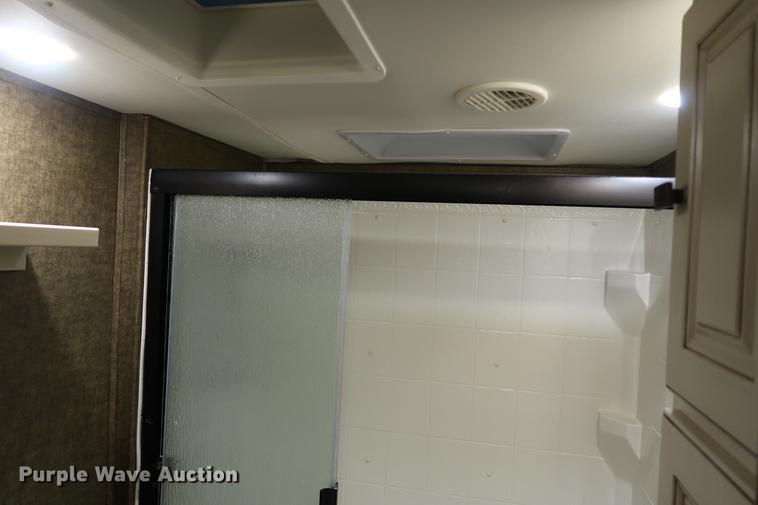 image for item DA8587 2014 Heartland 3650BH Gateway camper