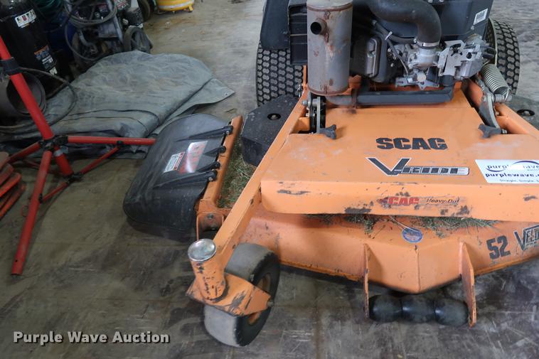 image for item DA8648 Scag V-ride ZTR mower