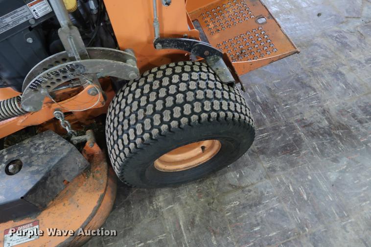 image for item DA8648 Scag V-ride ZTR mower