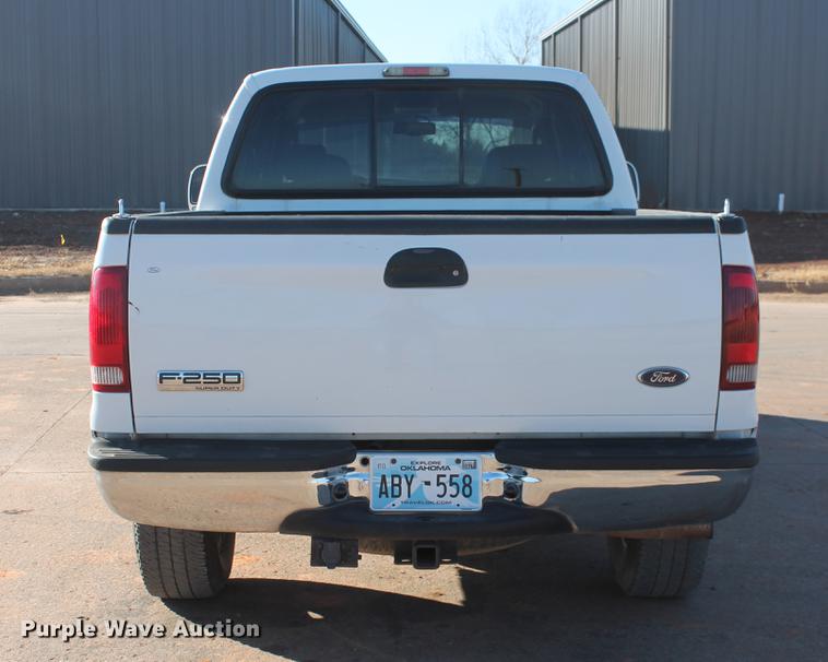 image for item DB5071 2007 Ford F250 Super Duty Lariat Crew Cab pickup truck