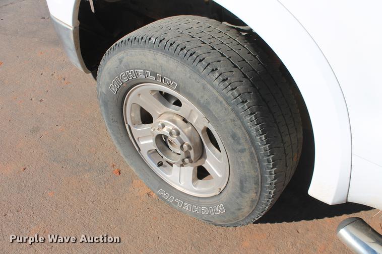 image for item DB5071 2007 Ford F250 Super Duty Lariat Crew Cab pickup truck