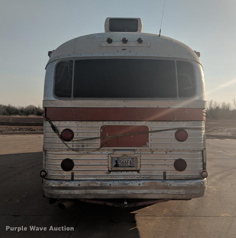 image for item DB5073 1960 GMC PD4104 coach bus