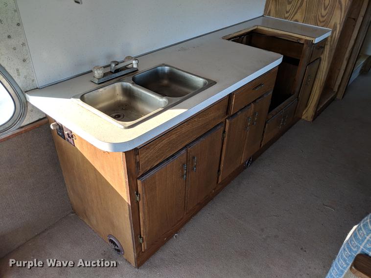 image for item DB5073 1960 GMC PD4104 coach bus