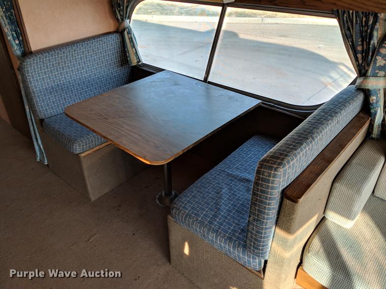 image for item DB5073 1960 GMC PD4104 coach bus