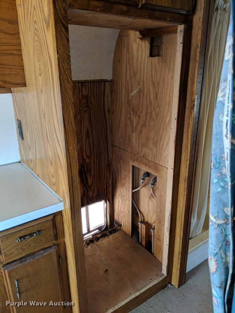 image for item DB5073 1960 GMC PD4104 coach bus