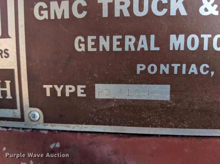 image for item DB5073 1960 GMC PD4104 coach bus