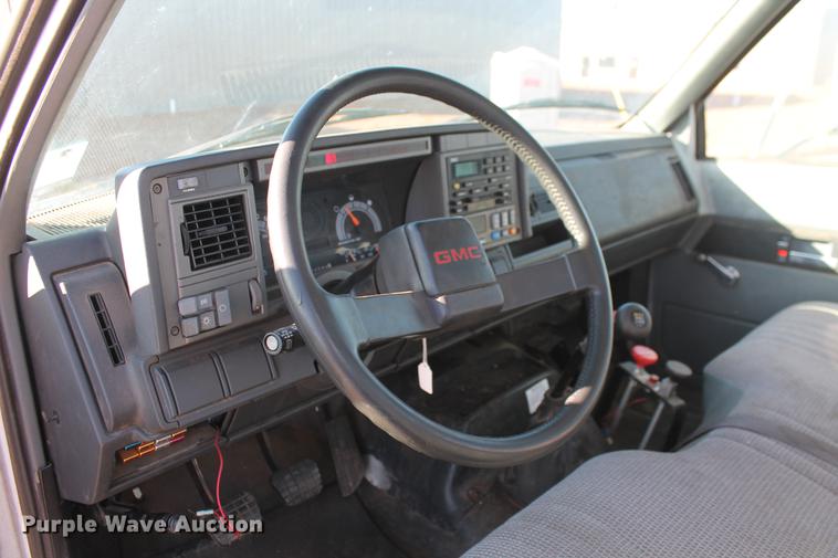 image for item DB5075 1999 GMC 7500 flat dump bed truck