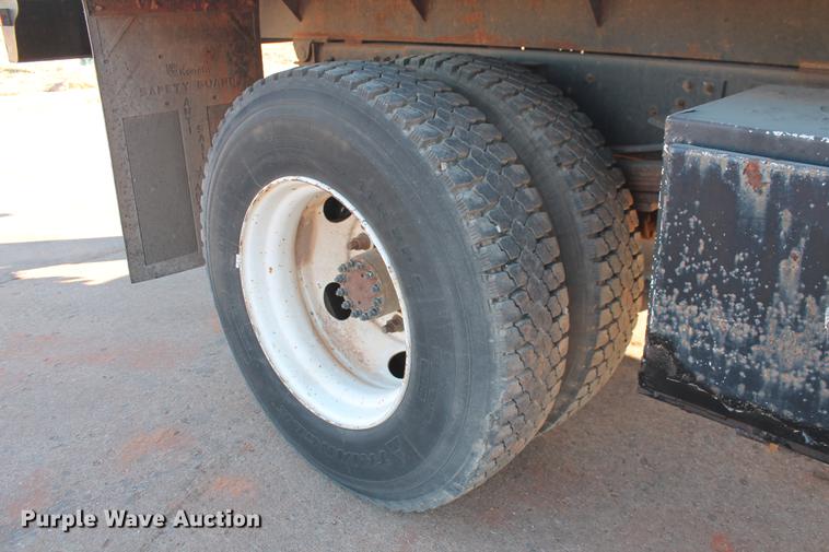 image for item DB5075 1999 GMC 7500 flat dump bed truck