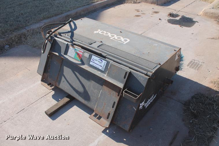 image for item DB5078 Melroe Bobcat 60 skid steer sweeper