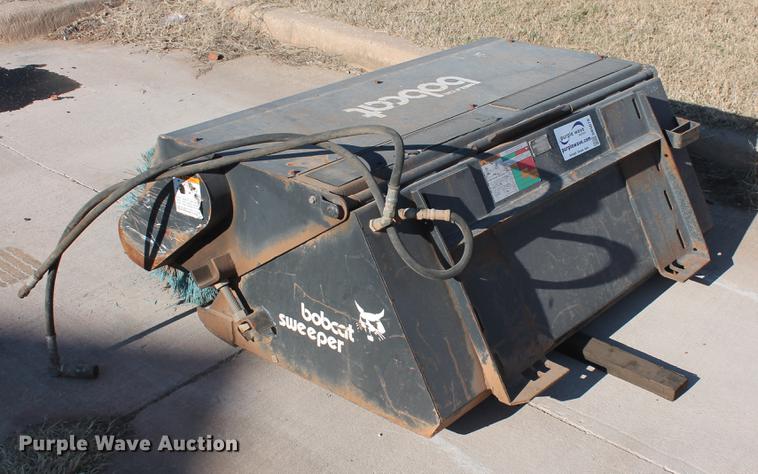 image for item DB5078 Melroe Bobcat 60 skid steer sweeper