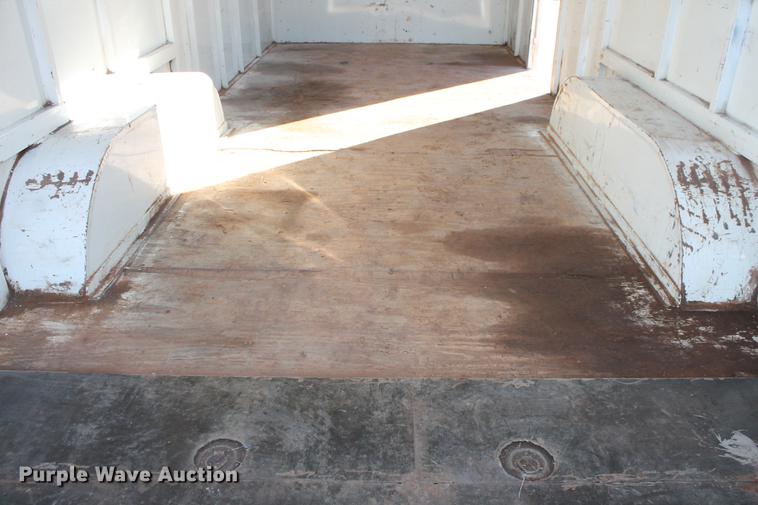 image for item DB5080 2003 CM enclosed cargo trailer