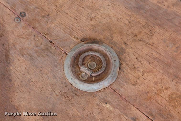 image for item DB5080 2003 CM enclosed cargo trailer